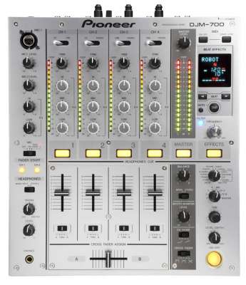 ��������� ����� Pioneer DJM-700 S